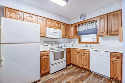 5671 E Decker Rd, Franklin, OH 45005 photo 9