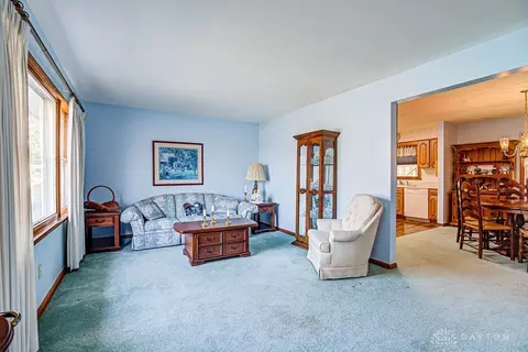 5671 E Decker Rd, Franklin, OH 45005 photo 2