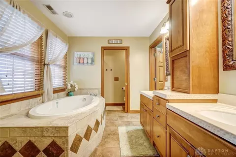 4565 Mccord St, Springfield, OH 45503 photo 40