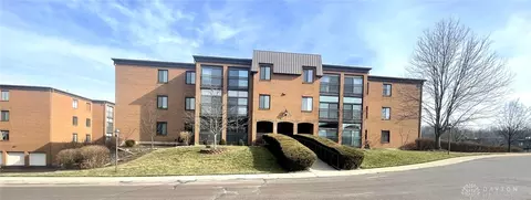 1570 Cedar Bark Trl #5, West Carrollton, OH 45449