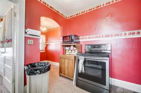 938 E Southern Ave, Springfield, OH 45505 photo 17