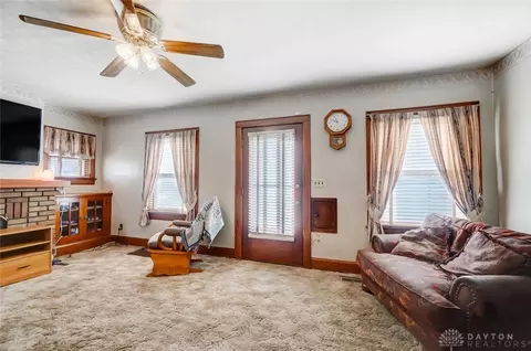 938 E Southern Ave, Springfield, OH 45505 photo 5