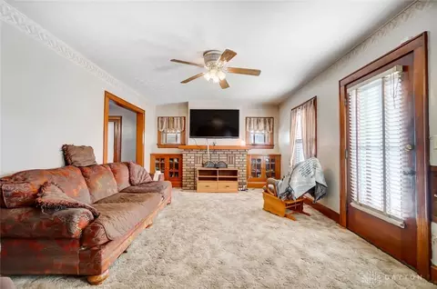 938 E Southern Ave, Springfield, OH 45505 photo 6