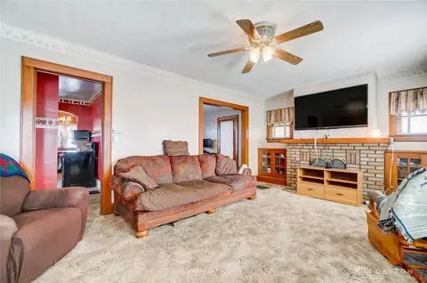 938 E Southern Ave, Springfield, OH 45505 photo 9