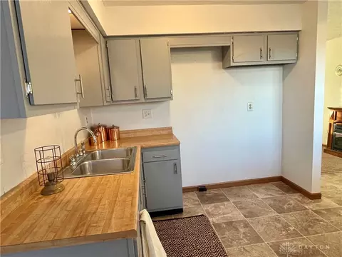205 Indian Hill Dr, Gratis, OH 45330 photo 20