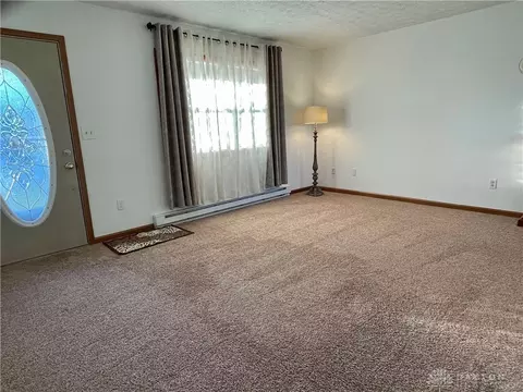 205 Indian Hill Dr, Gratis, OH 45330 photo 6