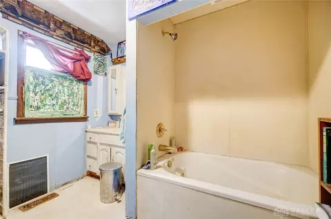 3264 W Jackson Rd, Springfield, OH 45502 photo 23