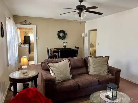 733 E Northern Ave, Springfield, OH 45503 photo 6