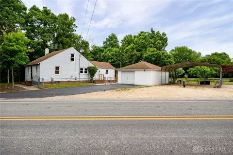 2422 S Tecumseh Rd, Springfield, OH 45502 photo 5