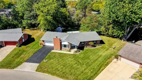 2231 Brookpark Dr, Dayton, OH 45440 photo 2