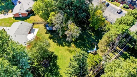 2231 Brookpark Dr, Dayton, OH 45440 photo 4
