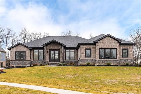 578 Christopher Dr, Dayton, OH 45458