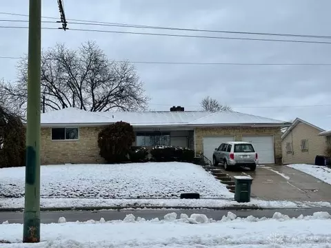 3013 Lakeview Ave, Dayton, OH 45417