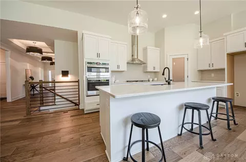 9904 Rothschild Ct, Dayton, OH 45458