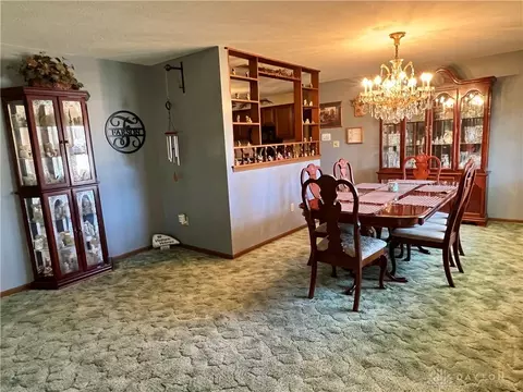 4235 Tacoma St, Springfield, OH 45503 photo 8