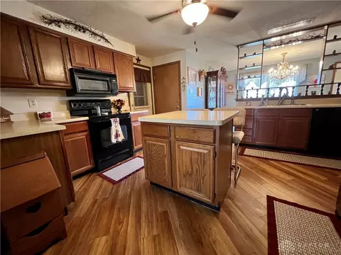 4235 Tacoma St, Springfield, OH 45503 photo 13