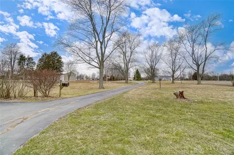 3564 Shrine Rd, Springfield, OH 45502 photo 6