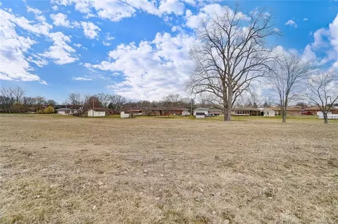 4133 Midfield St, Moorefield Twp, OH 45503 photo 10