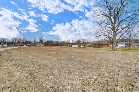 4133 Midfield St, Moorefield Twp, OH 45503 photo 9