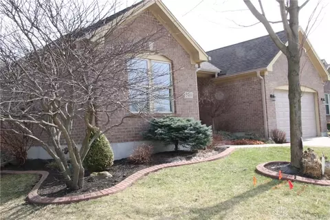2468 Sydneys Bend Dr, Miamisburg, OH 45342
