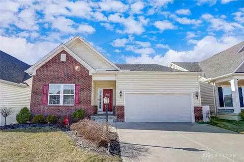 4066 Forestedge St, Tipp City, OH 45371
