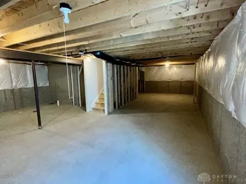 213 S Tuttle Rd, Springfield, OH 45505 photo 18