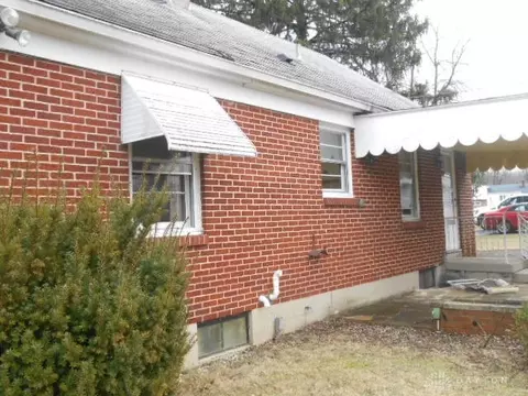 1353 Ridgeway Dr, Springfield, OH 45506 photo 6