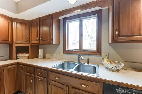 1854 Appian Way, Springfield, OH 45503 photo 35