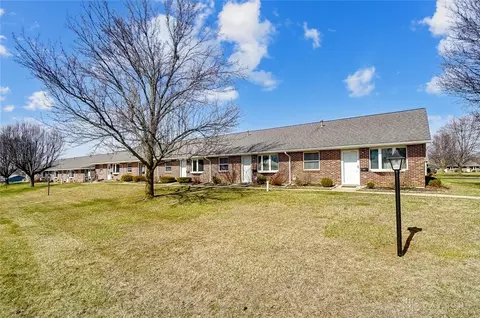 4579 Reno Ln, Springfield, OH 45503 photo 2