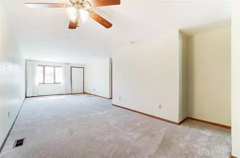 4579 Reno Ln, Springfield, OH 45503 photo 9
