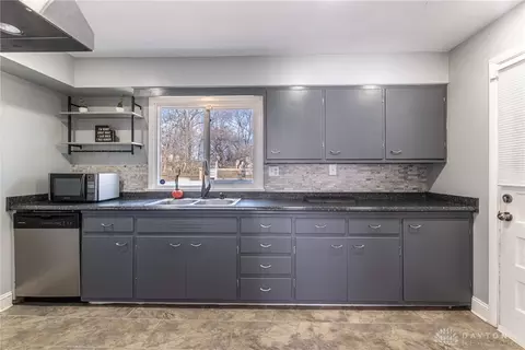 1654 Winding Trl, Springfield, OH 45503 photo 6
