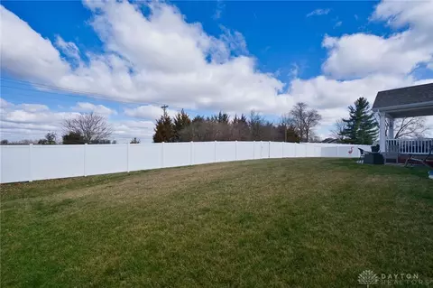 1129 Red Maple Dr, Troy, OH 45373 photo 34