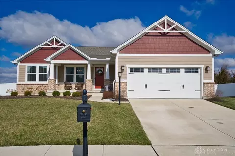 1129 Red Maple Dr, Troy, OH 45373 photo 2