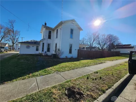 119 E 3rd St, Lewisburg, OH 45338