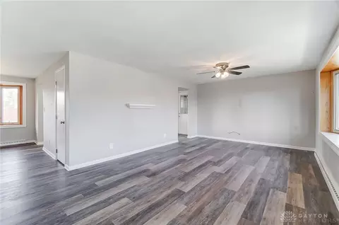 4263 Camelot Dr, Springfield, OH 45503 photo 6