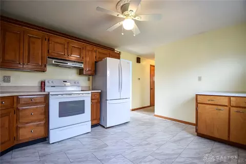 2664 Home Orchard Dr, Springfield, OH 45503 photo 12