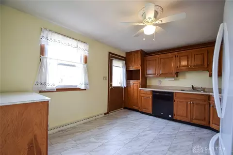 2664 Home Orchard Dr, Springfield, OH 45503 photo 10