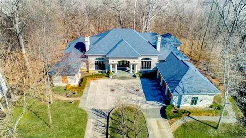 7240 Meeker Creek Dr, Dayton, OH 45414