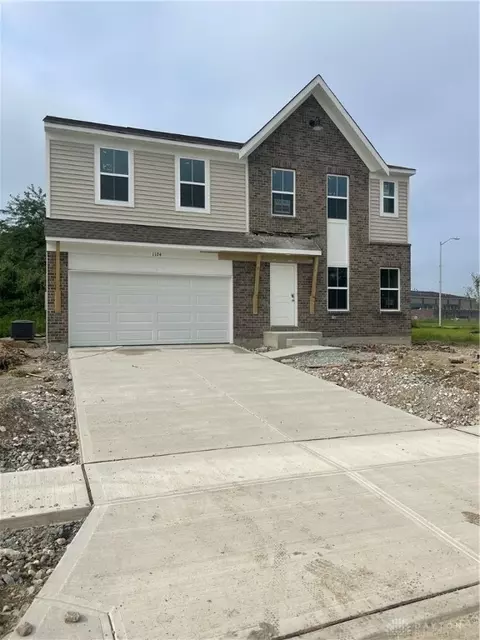 1124 Heathgate Way, Fairborn, OH 45324