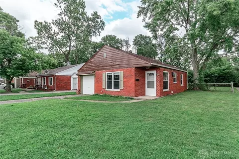 3888 Fulton Ave, Kettering, OH 45439