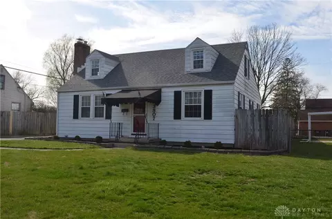 3807 Storms Rd, Dayton, OH 45429