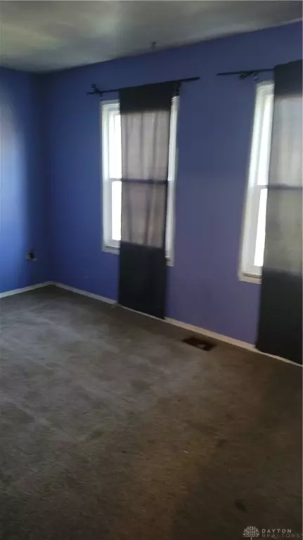 100 Delcourt Dr, Springfield, OH 45506 photo 3