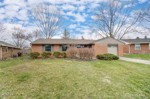 105 Walnut Pl, Springboro, OH 45066 photo 3