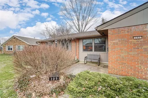 105 Walnut Pl, Springboro, OH 45066 photo 4