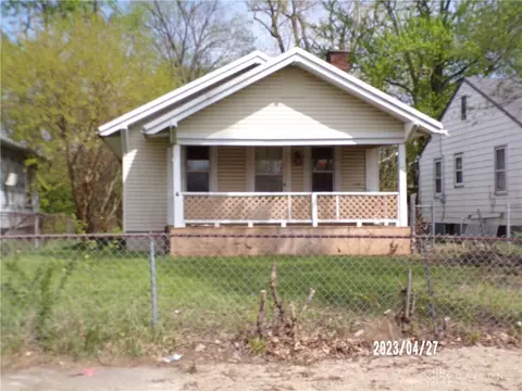 2110 Litchfield Ave, Dayton, OH 45406