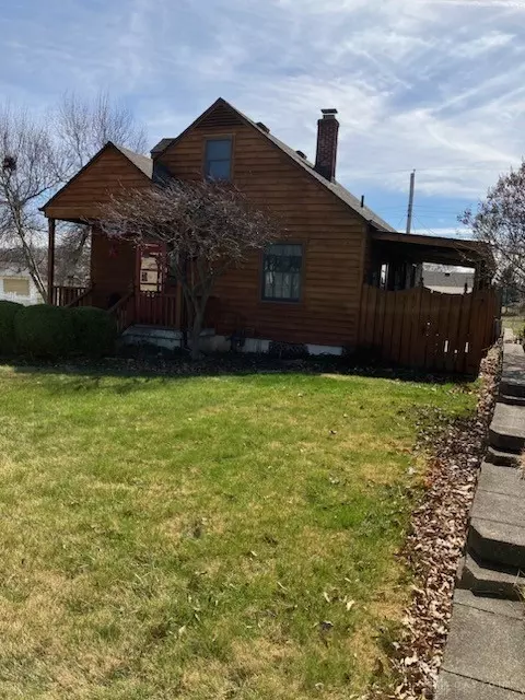 4252 Woodbine Ave, Dayton, OH 45420