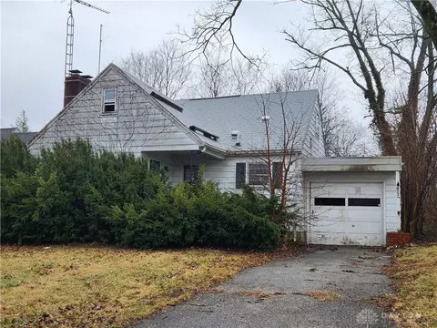 360 Castlewood Ave, Dayton, OH 45405