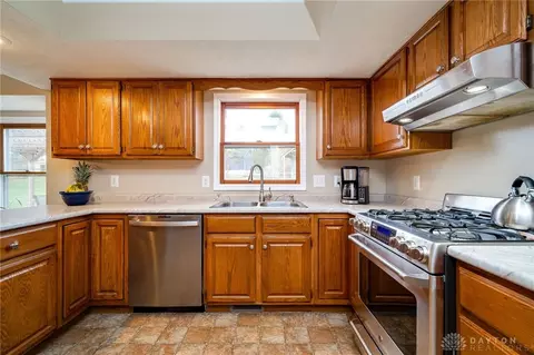 433 Mccray Blvd, Springboro, OH 45066 photo 12