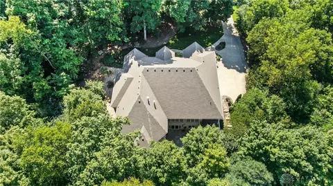 7570 Deep Woods Ct, Springboro, OH 45066 photo 5