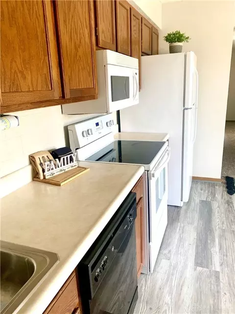 1014 Abington Pl, Springfield, OH 45503 photo 9